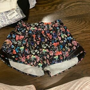 Floral low rise floral Luluemon shorts